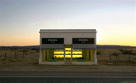 Prada marfa story